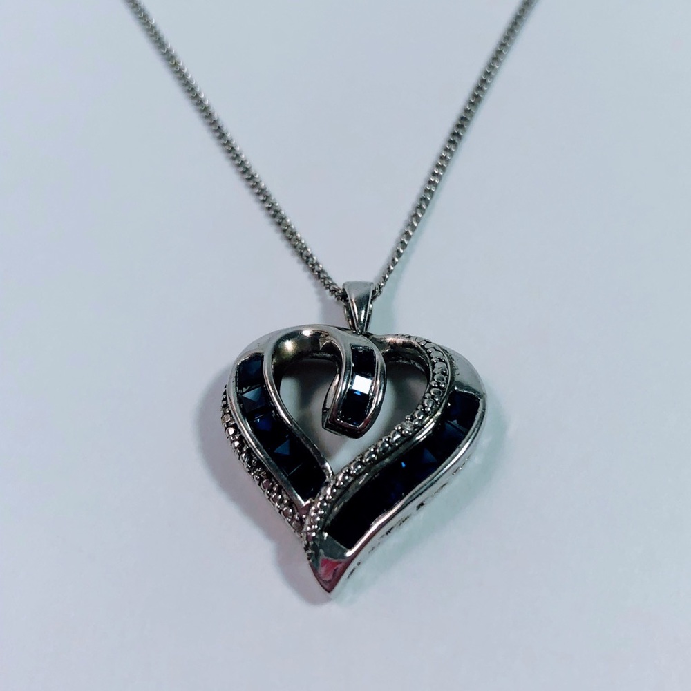 NIB Sterling Silver created Blue Sapphire crushed diamond accents Heart Necklace